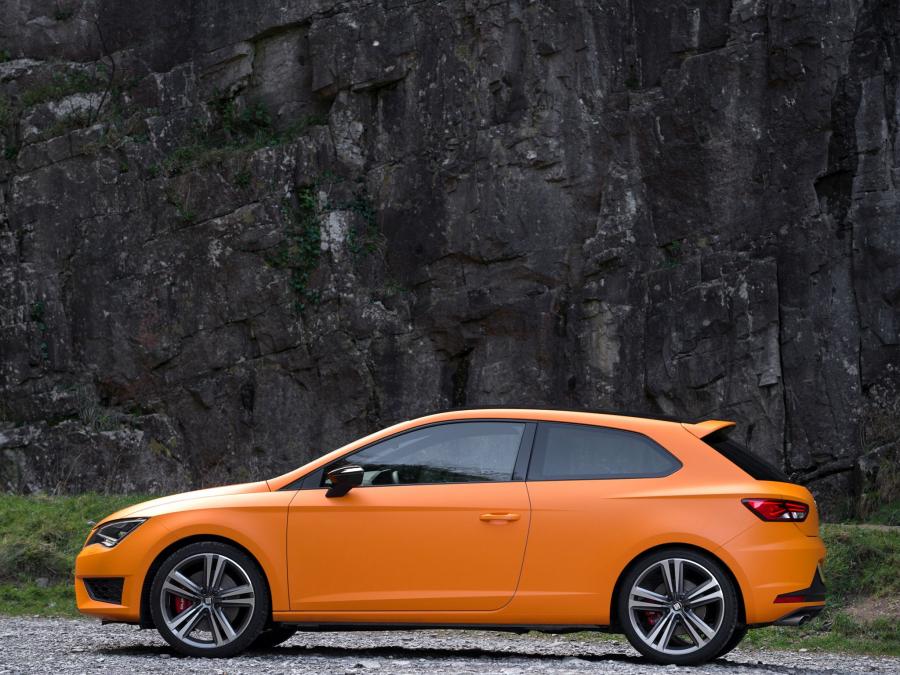  Seat Leon SC Cupra 2014 года  (UK) (фото 17 из 28)